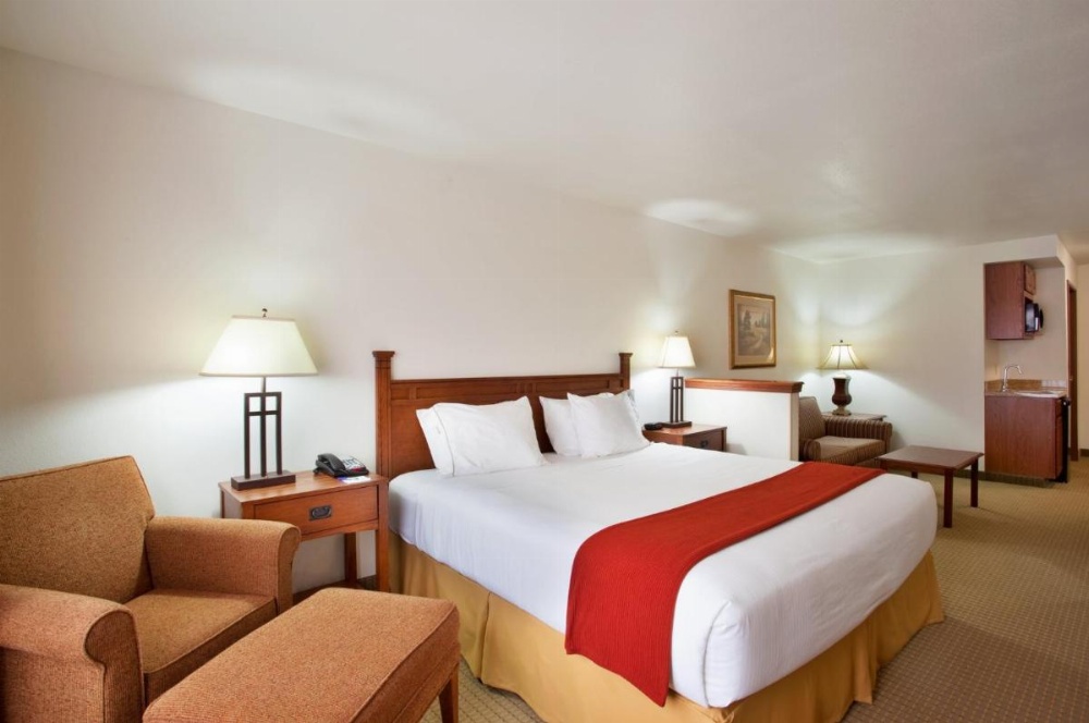 Room image 5