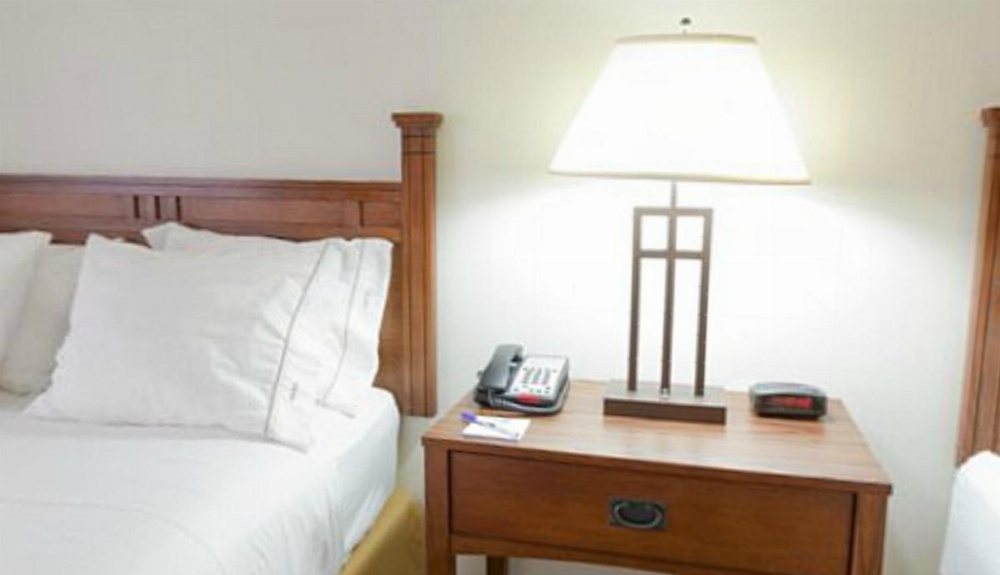Room image 3