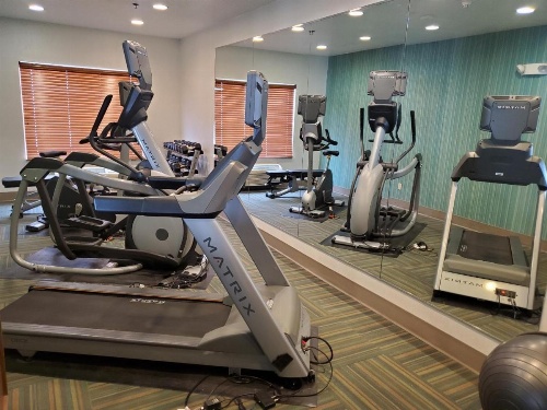 Holiday Inn Express Hotel & Suites Mattoon image 35