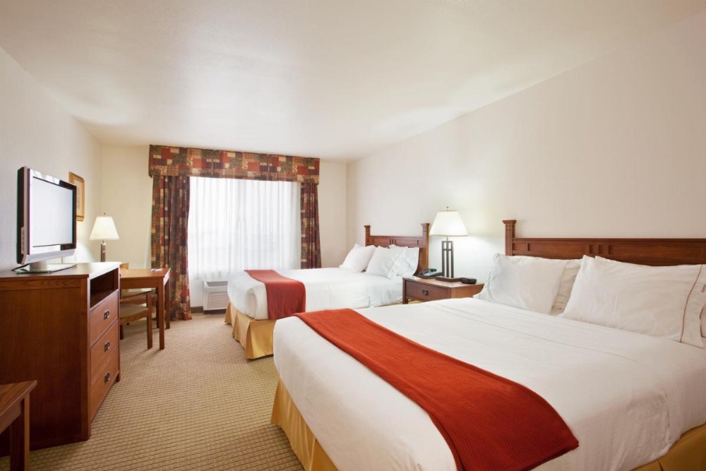 Room image 3